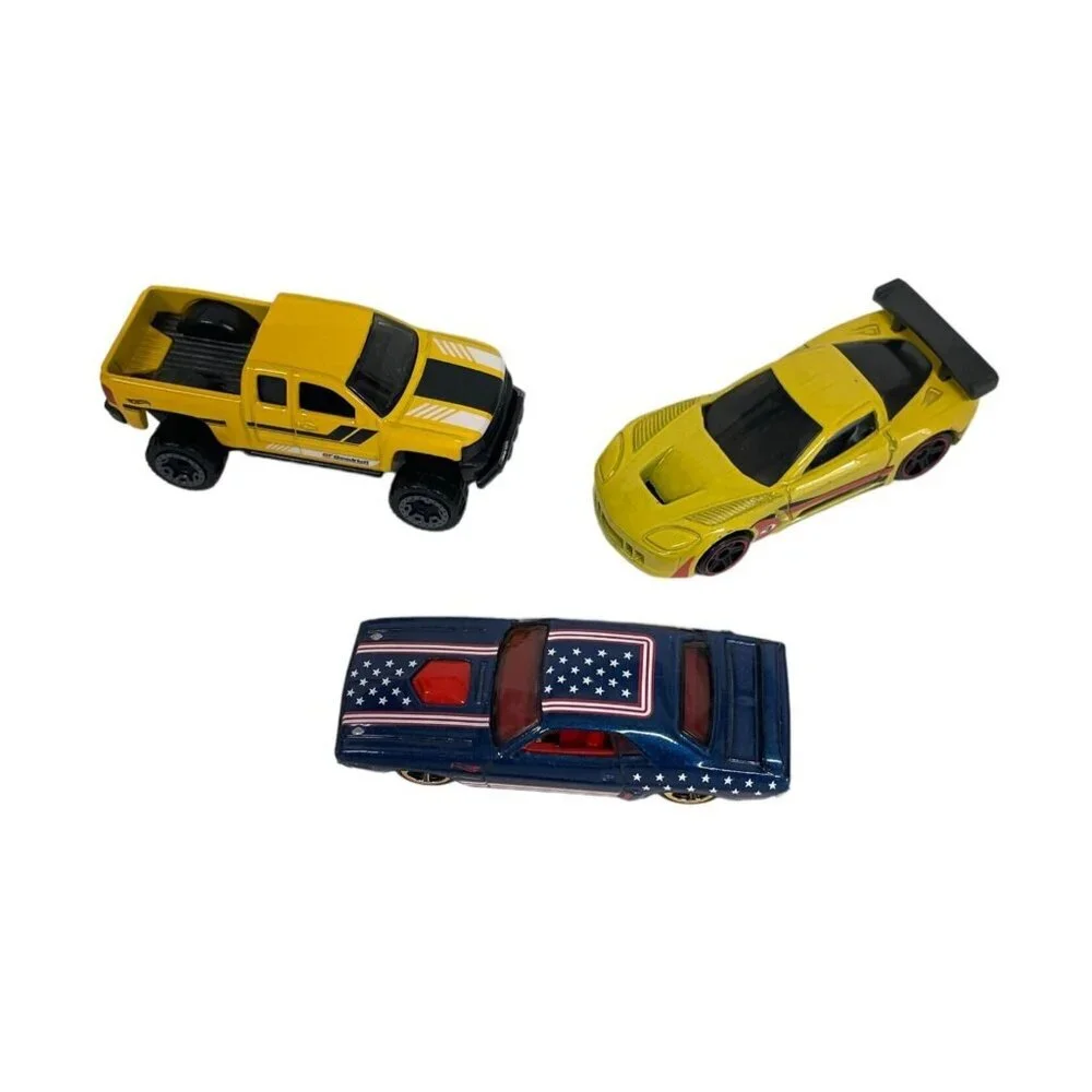 Set Of 3 Die-Cast Toy Cars: Yellow Truck Yellow Sports Car‎ & American Flag Car